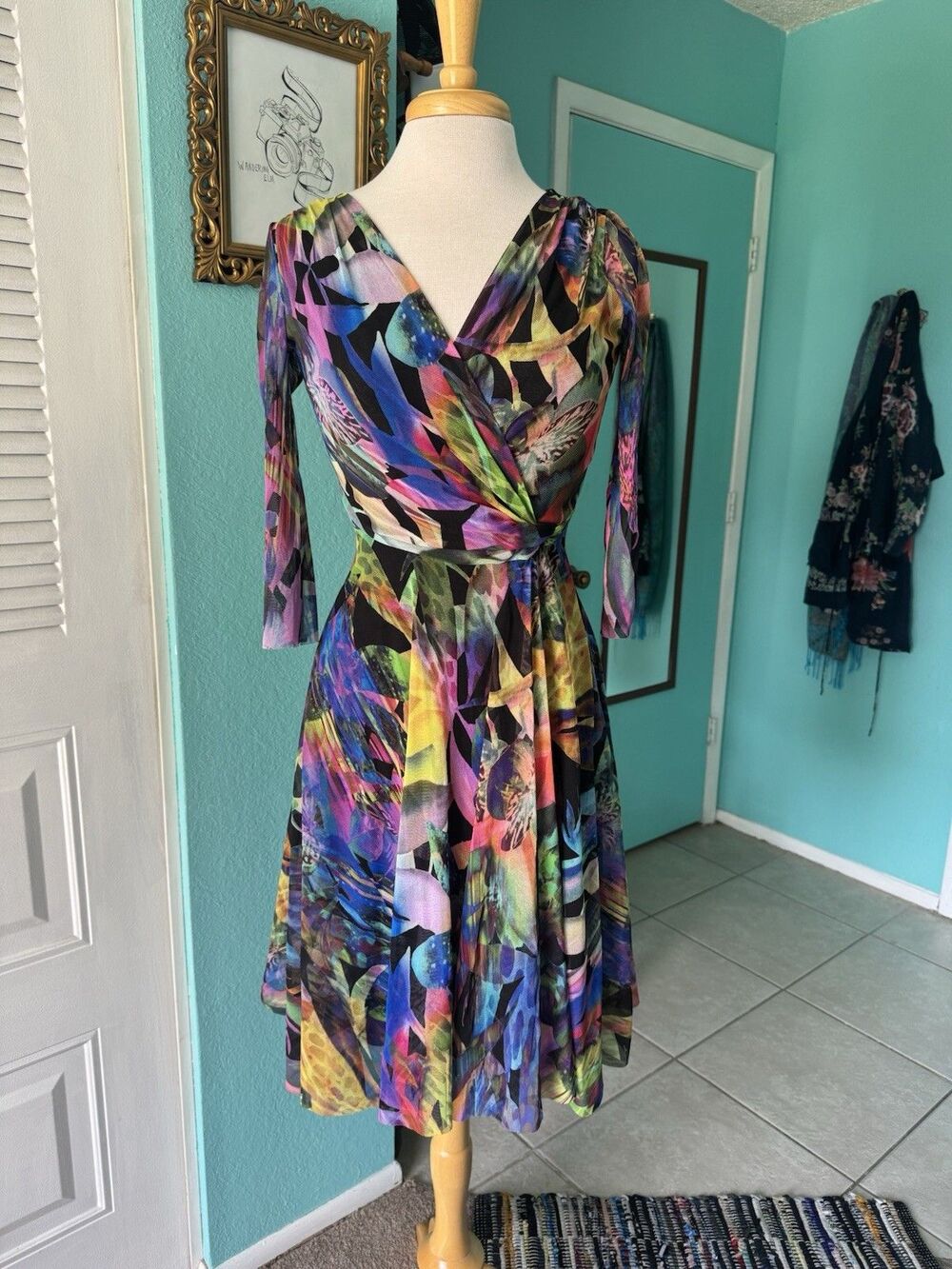 Elegantissimo Firenze Abstract Floral Wrap Midi Dress Medium - Picture 5 of 8